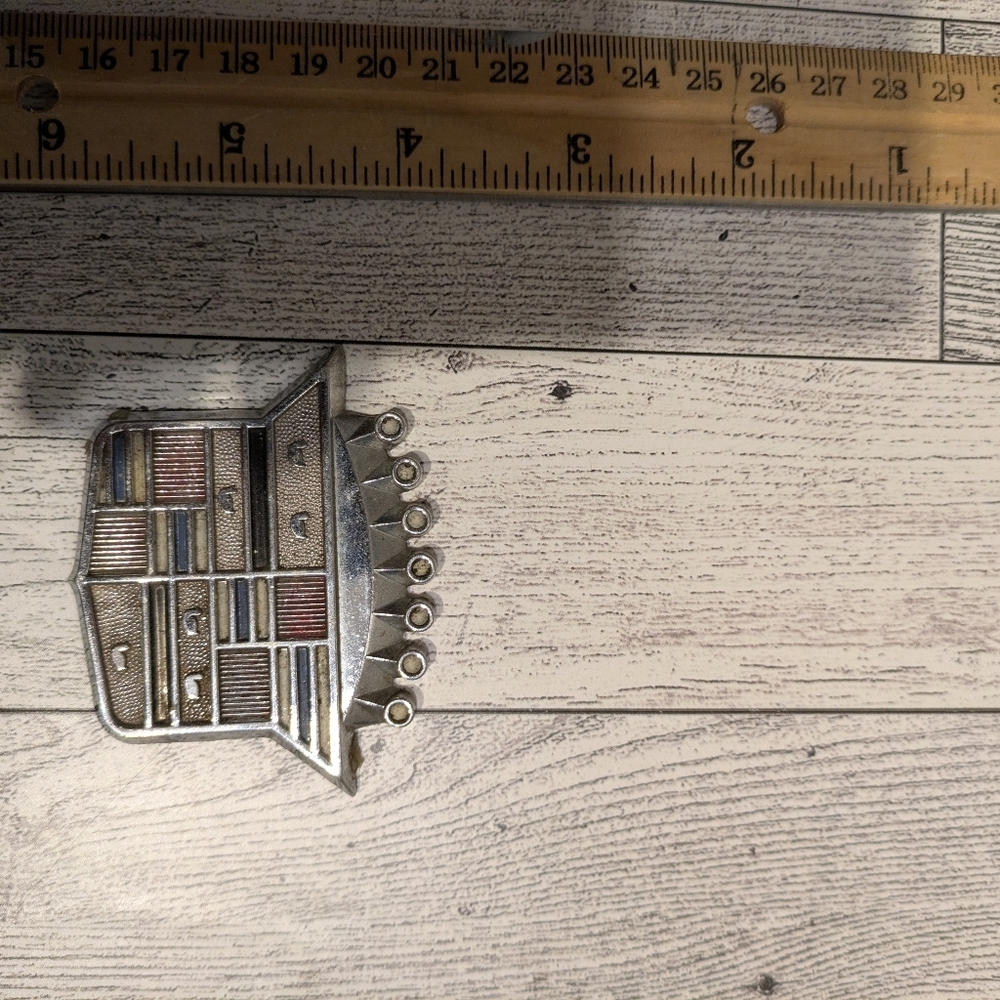 Cadillac Emblem Badge - Picture 3 of 5
